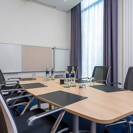 Intercityhotel Frankfurt Airport Terminal 3-3